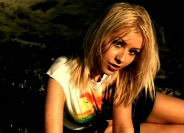 Genie In A Bottle – 18 Anos