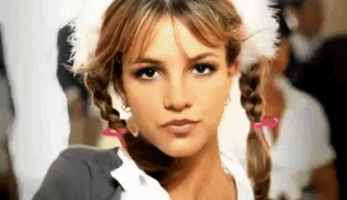 Baby One More Time – 20 Anos