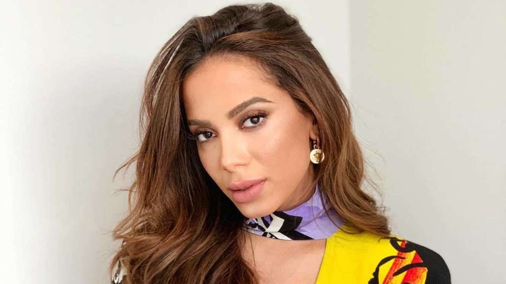 Anitta – Brasileirinha