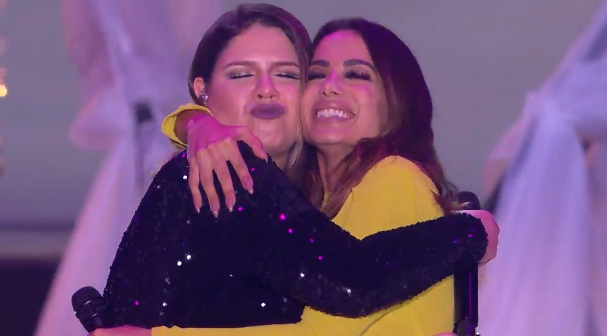 Some Que Ele Vem Atrás