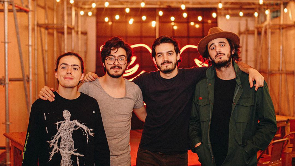 Enamórate De Alguien&nbsp;Más