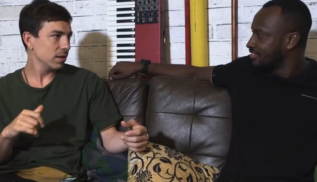 Ligação / No Mesmo&nbsp;Lugar