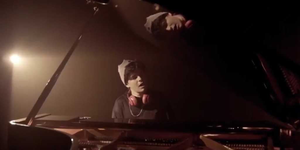 Fly Me To The&nbsp;Moon