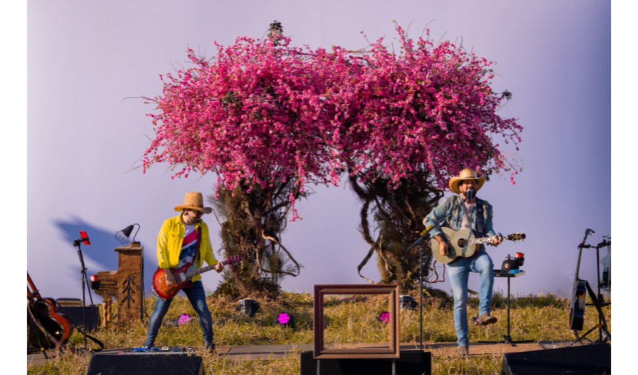 Lançamento “A Uma Música De Distância”