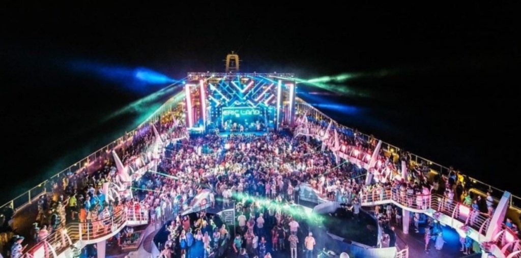 Eric Land Abre WS On&nbsp;Board