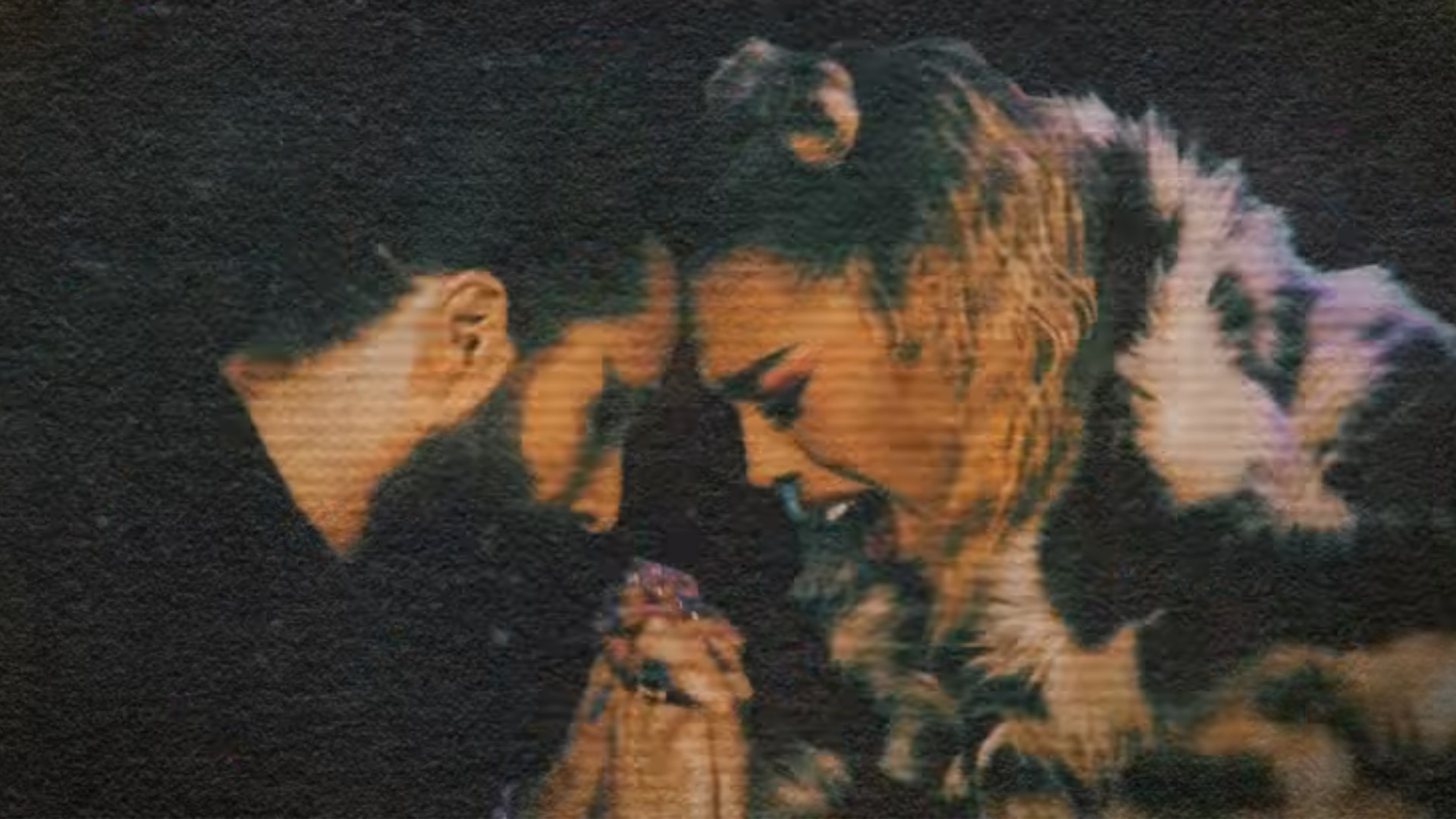 “Sólo Quédate En Silencio”