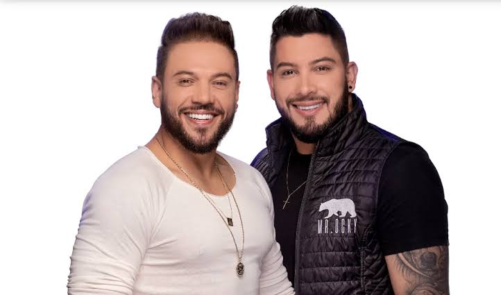 “Dois Lados” Deluxe