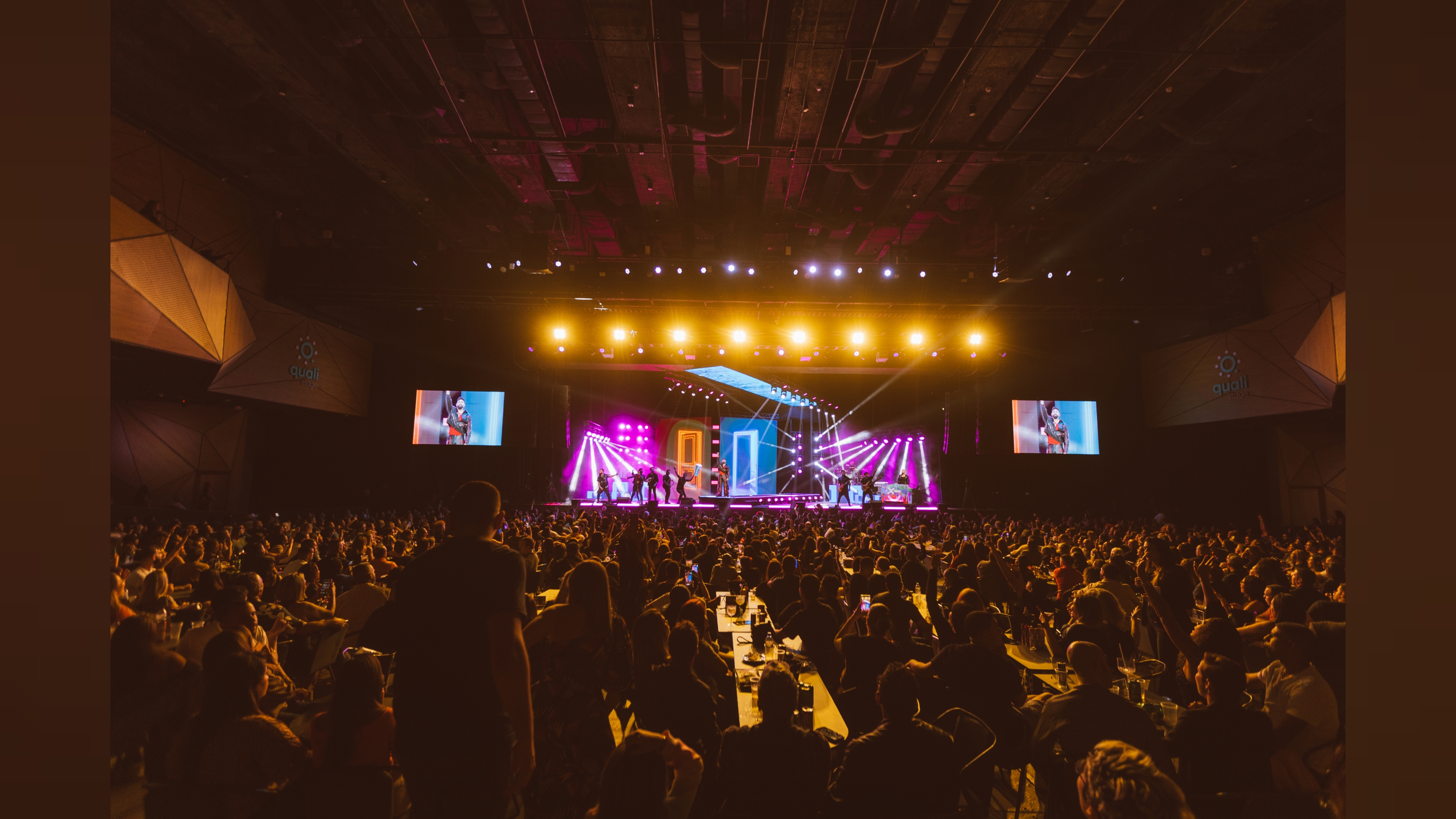 Turnê “Diferentão”