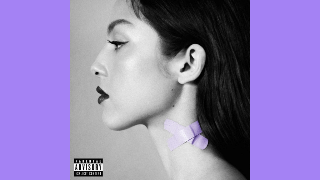 “Vampire”, Vem Aí!