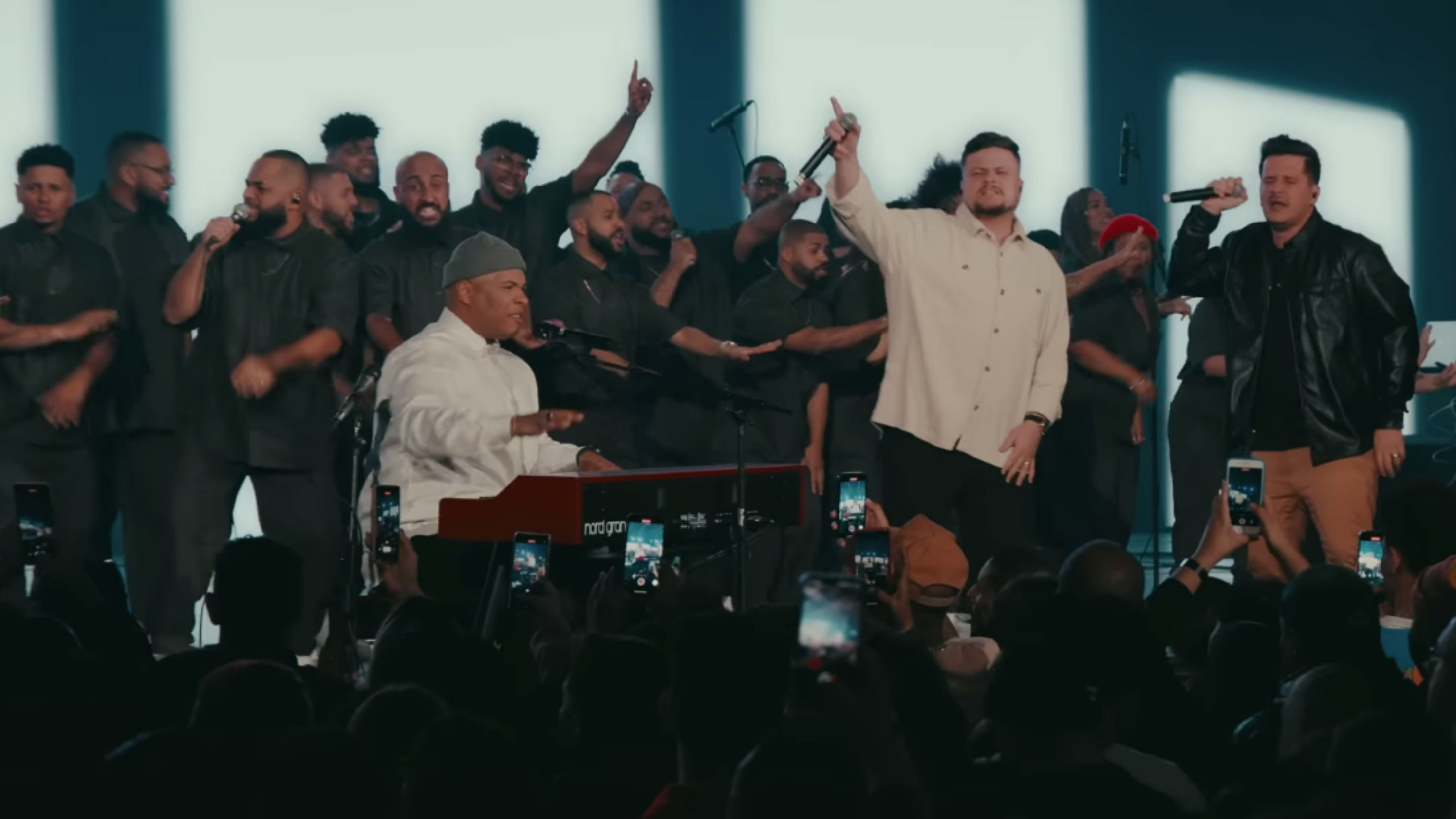 Deus Está Trabalhando