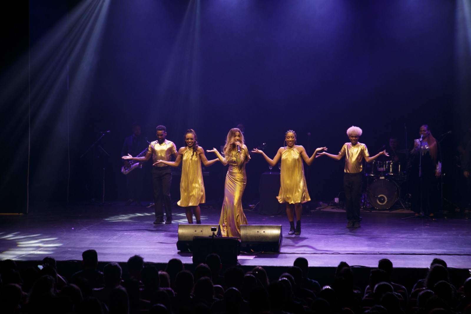 Thielly Lohane No Rio