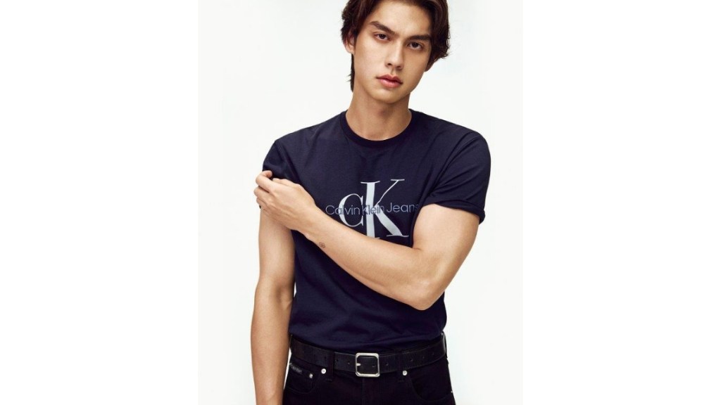 Bright – Calvin&nbsp;Klein