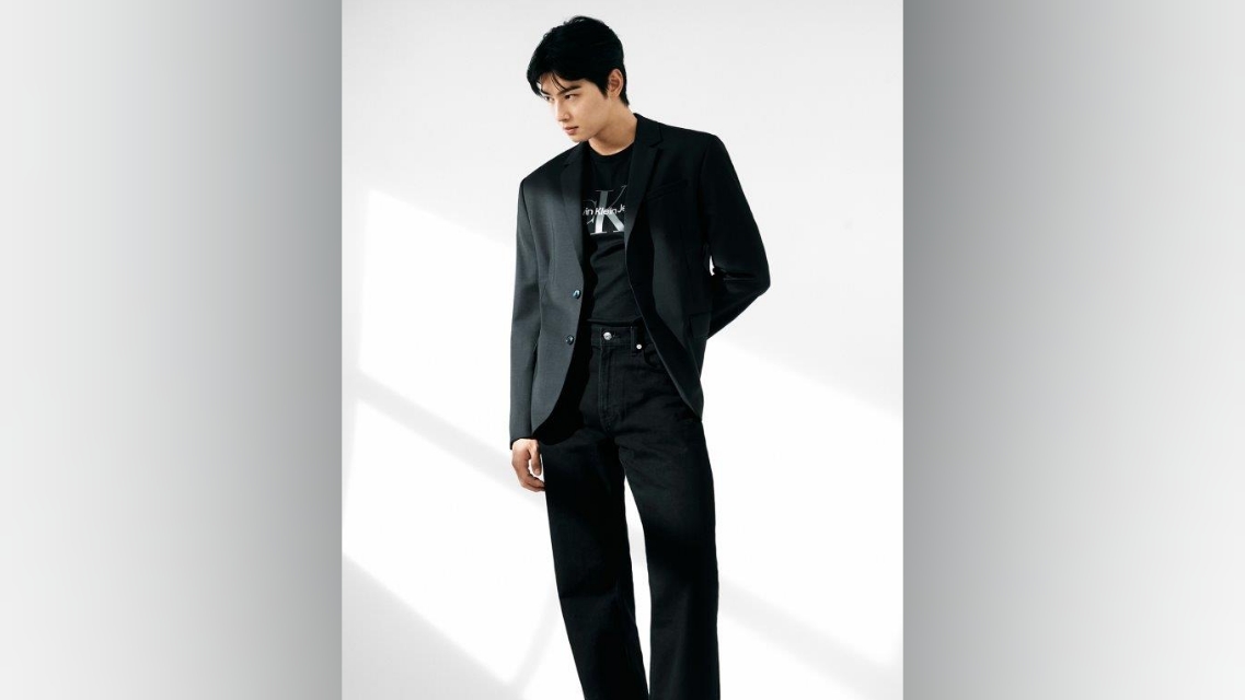 Calvin Klein – Cha Eun-Woo