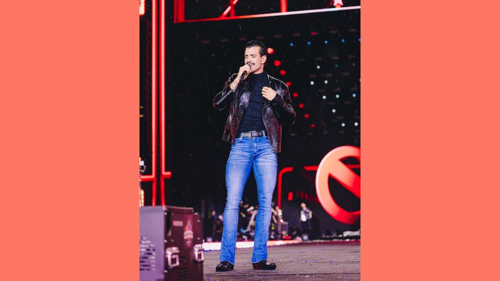 Gusttavo Lima Emociona