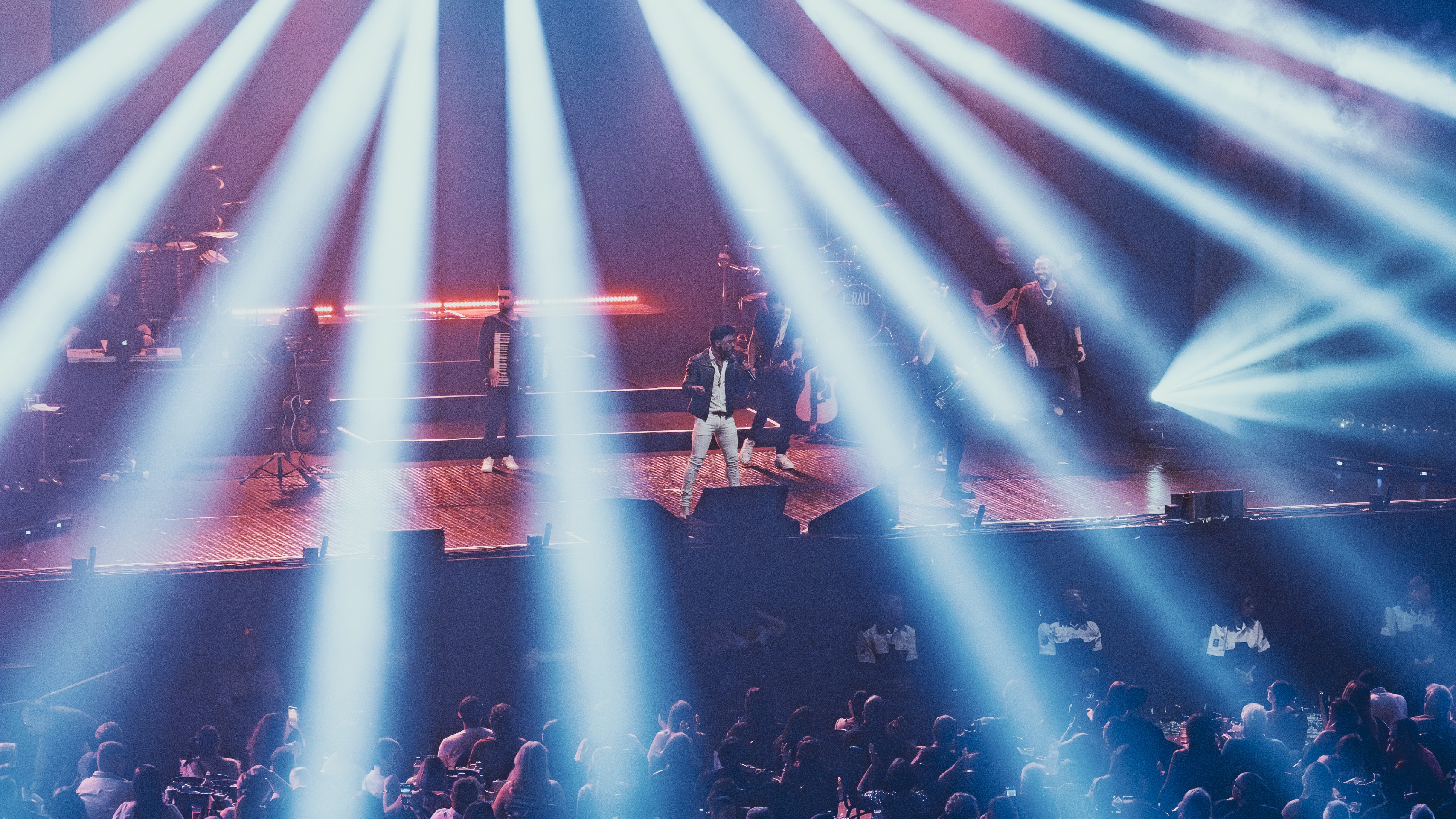 Zezé Lota Casa De Show