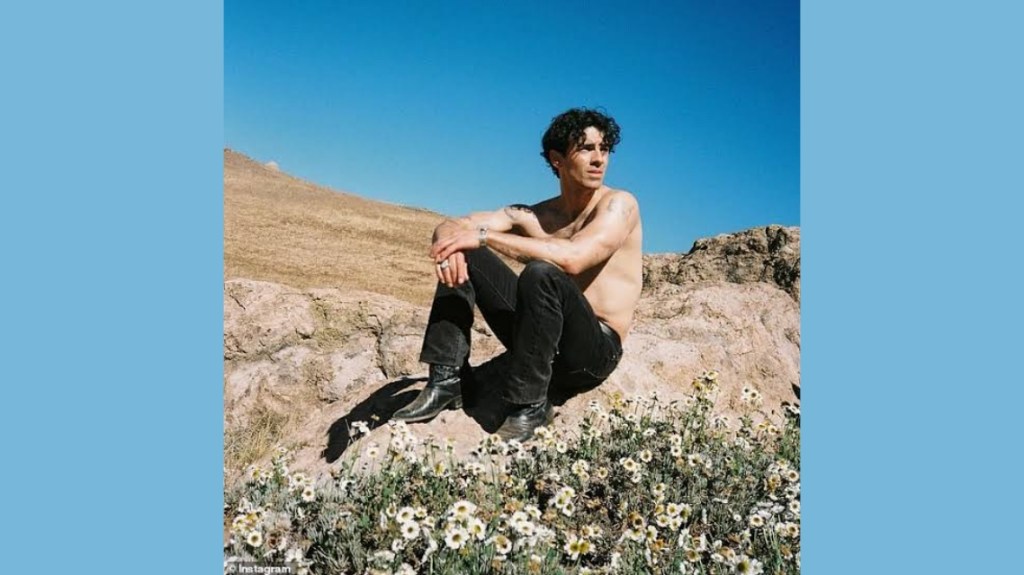 Music For People Who Believe in Love&nbsp;(Deluxe)