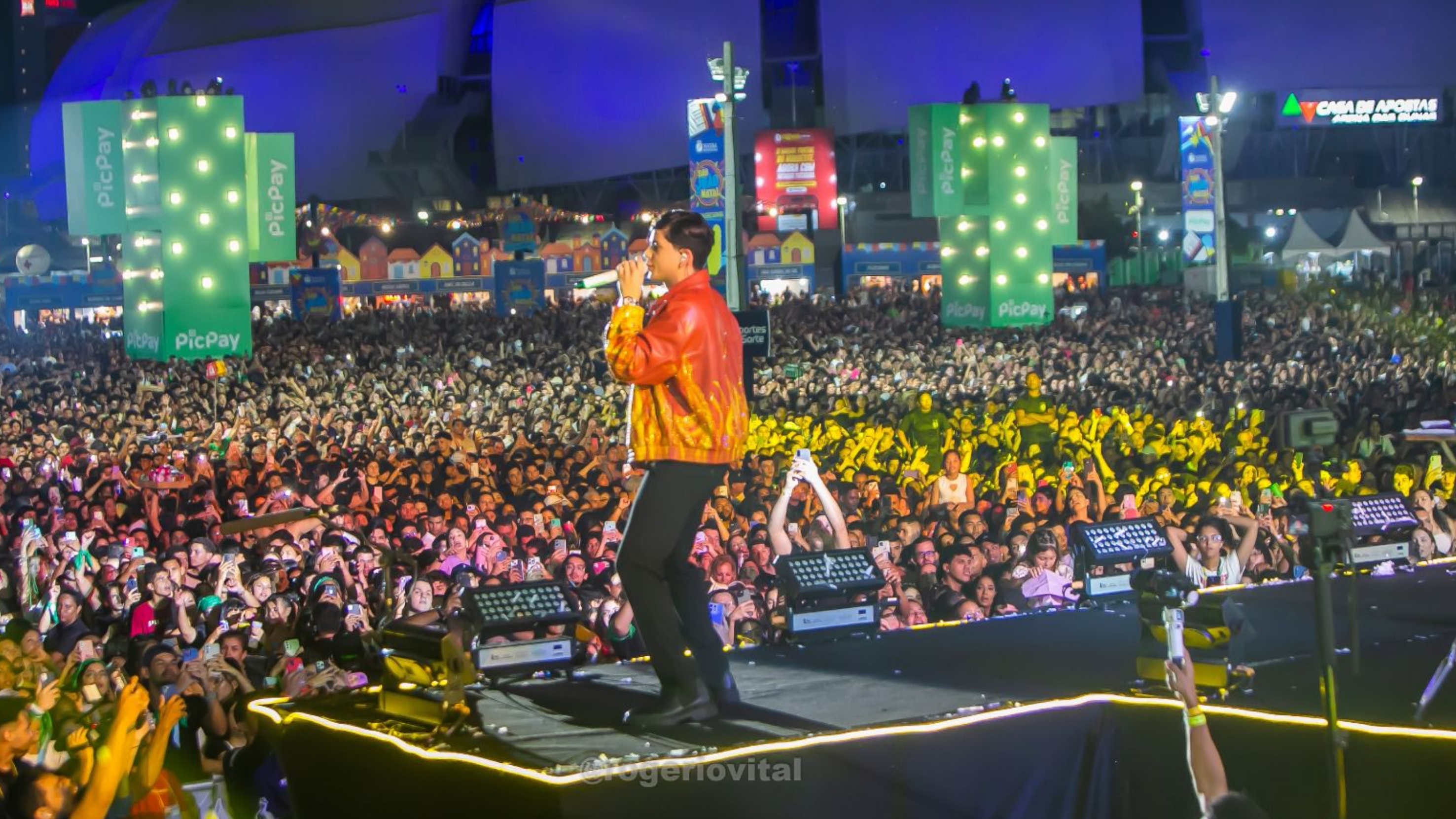 Sucesso De Léo Foguete