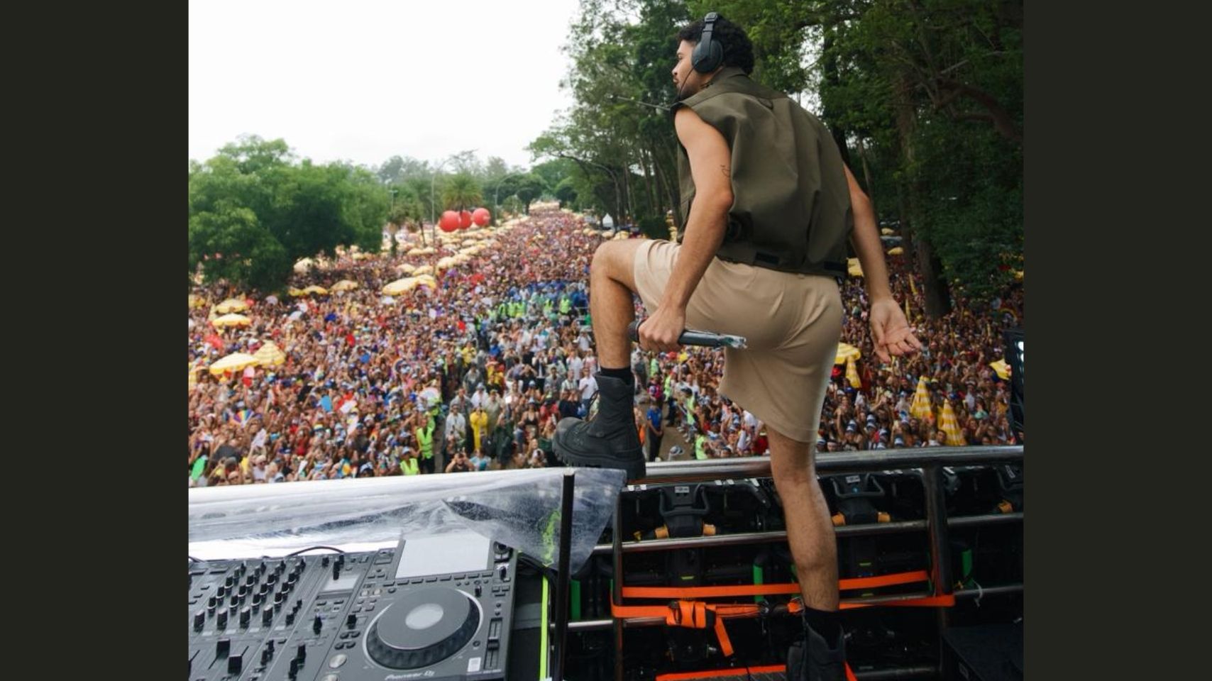 2 Milhões De Pessoas