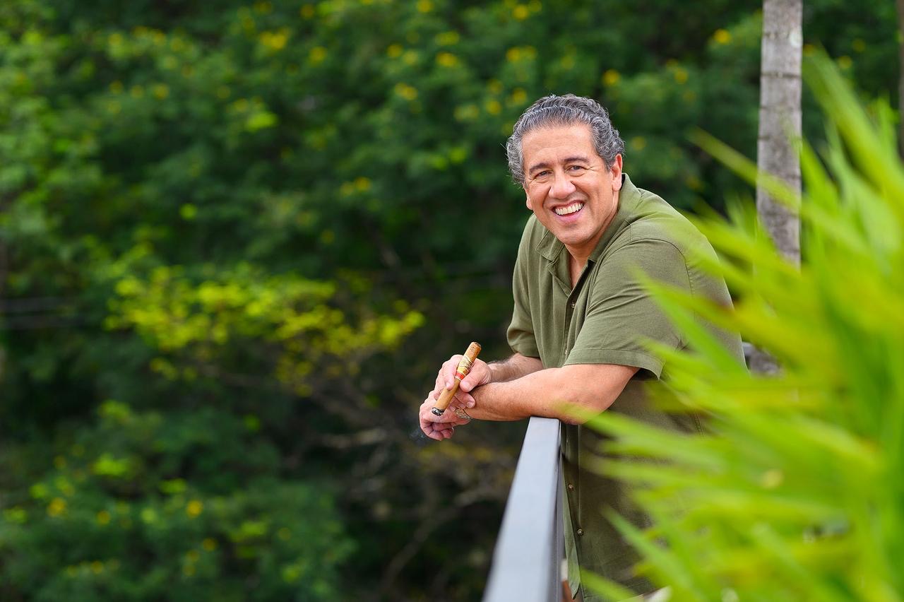 Altemar Dutra Jr. homenageia o Nordeste