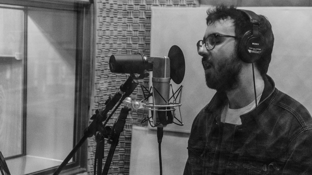 AMESLARI lança novos singles